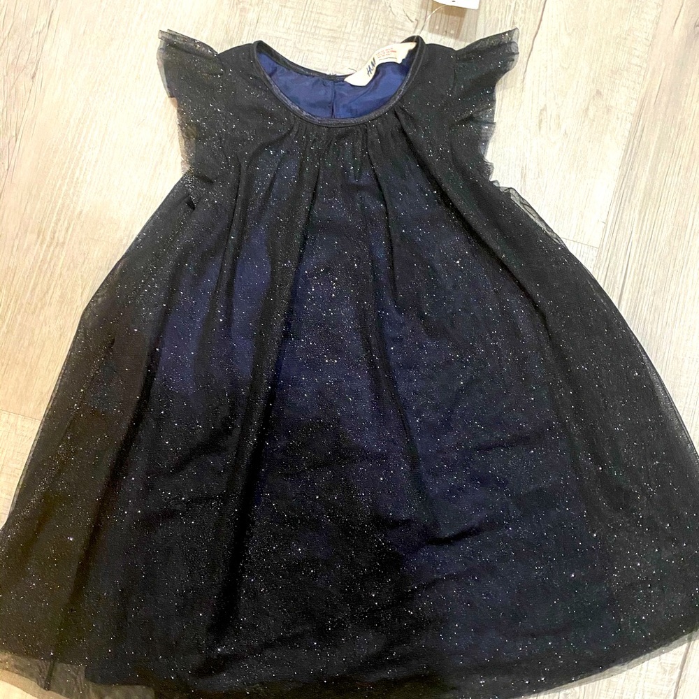 Stunning girls dress size 6/7 NWT